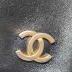 Chanel Quilted Lambskin CC Shoulder Bag — фото 14