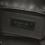 Chanel Quilted Lambskin CC Shoulder Bag — фото 8