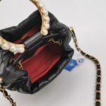 Chanel Quilted Lambskin CC Crossbody (Шанель) — фото 7
