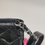 Chanel Quilted Patent CC Belt Bag — фото 15