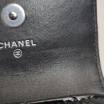 Chanel Quilted Patent CC Belt Bag — фото 17