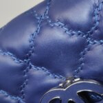 Chanel Quilted Calfskin CC Crossbody (Шанель) — фото 22