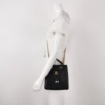 Chanel Quilted Calfskin Crossbody (Шанель) — фото 2