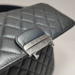 Chanel Quilted Lambskin Crossbody (Шанель) — фото 13