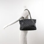 Chanel Quilted Calfskin CC Shoulder Bag — фото 2