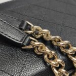 Chanel Quilted Calfskin Logo Crossbody — фото 14