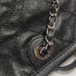 Chanel Quilted Calfskin CC Shoulder Bag — фото 16