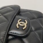 Chanel Quilted Lambskin CC Crossbody — фото 14