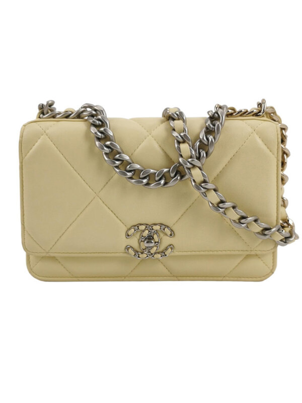 Chanel 19Bag