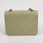 Chanel Quilted Calfskin Crossbody (Шанель) — фото 5