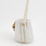 Chanel Quilted Calfskin CC Crossbody (Шанель) — фото 3