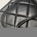 Chanel Quilted Lambskin CC Crossbody (Шанель) — фото 18
