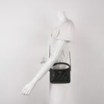 Chanel Quilted Calfskin Crossbody (Шанель) — фото 2