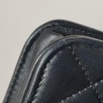 Chanel Quilted Lambskin CC Crossbody (Шанель) — фото 17