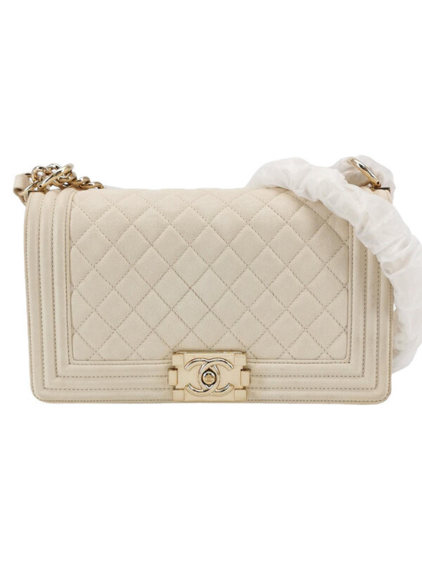 Chanel Leboy