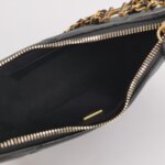 Chanel Quilted Lambskin CC Shoulder Bag (Шанель) — фото 7