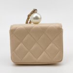 Chanel Quilted Calfskin CC Shoulder Bag (Шанель) — фото 5