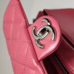 Chanel Quilted Waxed Calfskin CC Crossbody (Шанель) — фото 11