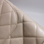 Chanel Quilted Waxed Calfskin CC Shoulder Bag (Шанель) — фото 23