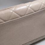 Chanel Quilted Waxed Calfskin CC Shoulder Bag (Шанель) — фото 30