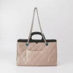 Chanel Quilted Waxed Calfskin CC Shoulder Bag (Шанель) — фото 5