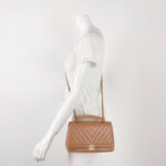 Chanel Quilted Lambskin Crossbody (Шанель) — фото 2