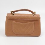 Chanel Quilted Lambskin Crossbody (Шанель) — фото 5