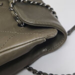 Chanel Quilted Calfskin CC Shoulder Bag (Шанель) — фото 23