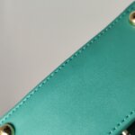 Chanel Quilted Calfskin CC Crossbody (Шанель) — фото 21