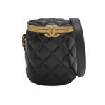Chanel Quilted Lambskin CC Crossbody (Шанель) — миниатюра 1
