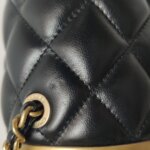 Chanel Quilted Lambskin CC Crossbody (Шанель) — фото 20