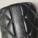 Chanel Quilted Lambskin CC Crossbody (Шанель) — фото 22