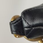 Chanel Quilted Lambskin CC Shoulder Bag (Шанель) — фото 17