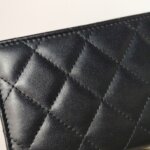 Chanel Quilted Lambskin CC Shoulder Bag (Шанель) — фото 16