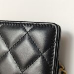 Chanel Quilted Lambskin CC Shoulder Bag (Шанель) — фото 22