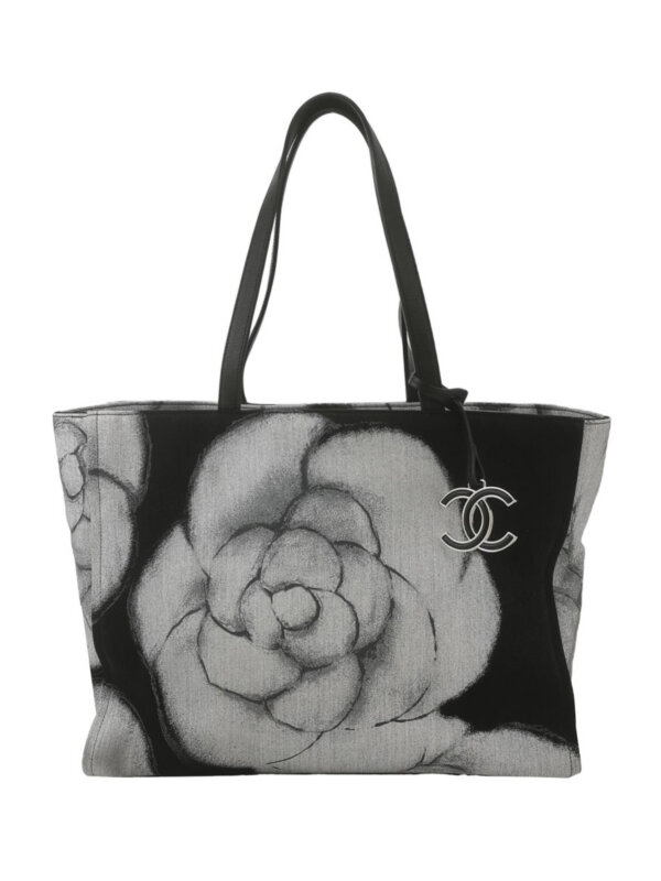Chanel Calfskin CC Shoulder Bag