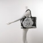Chanel Calfskin CC Shoulder Bag (Шанель) — фото 2