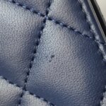 Chanel Quilted Lambskin CC Clutch (Шанель) — фото 16