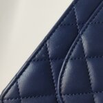 Chanel Quilted Lambskin CC Clutch (Шанель) — фото 17
