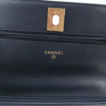 Chanel Quilted Lambskin CC Crossbody (Шанель) — фото 8