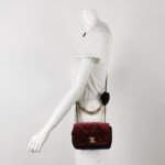 Chanel Quilted CC Shoulder Bag (Шанель) — фото 2