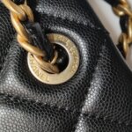 Chanel Quilted Calfskin CC Shoulder Bag (Шанель) — фото 14