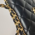 Chanel Quilted Lambskin CC Crossbody (Шанель) — фото 15