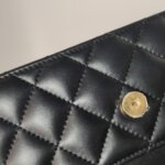 Chanel Quilted Lambskin CC Crossbody (Шанель) — фото 22