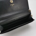 Chanel Quilted Lambskin CC Crossbody (Шанель) — фото 7