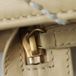 Chanel Quilted Calfskin CC Handbag (Шанель) — фото 11