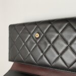 Chanel Quilted Lambskin CC Clutch (Шанель) — фото 11