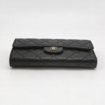Chanel Quilted Lambskin CC Clutch (Шанель) — фото 5