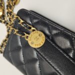 Chanel Quilted Calfskin CC Crossbody (Шанель) — фото 14
