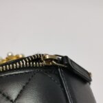 Chanel Quilted Lambskin CC Crossbody (Шанель) — фото 13